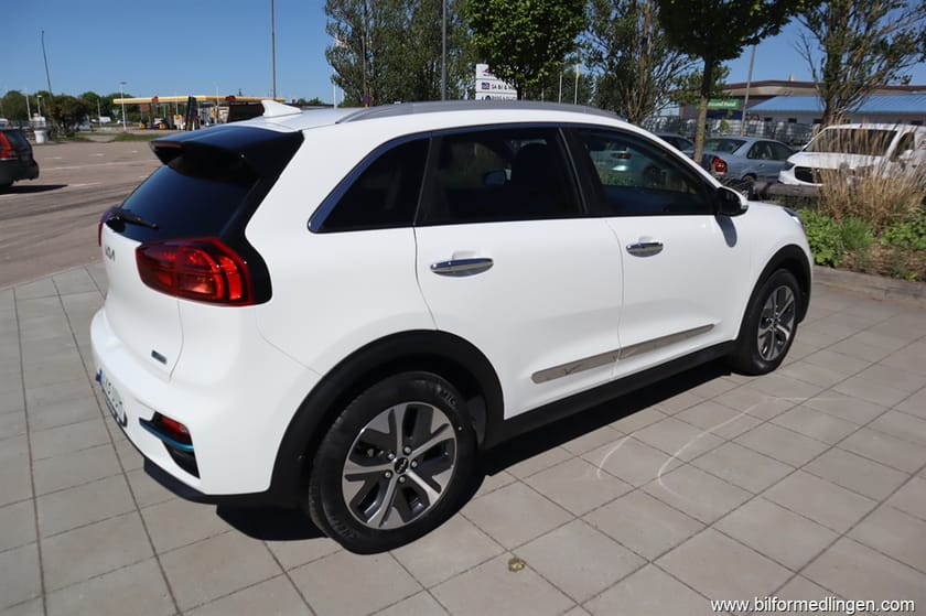 Bild 2 av Kia e-Niro 64.0 kWh 204hk Advance Plus Momsbil Navi Svensksåld