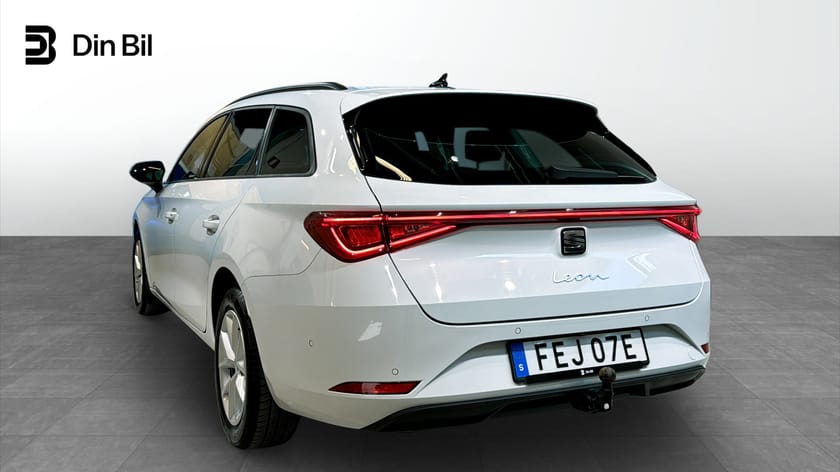 Bild 3 av SEAT Leon Sportstourer eTSI150 DSG Komfort/Drag/P-värmare