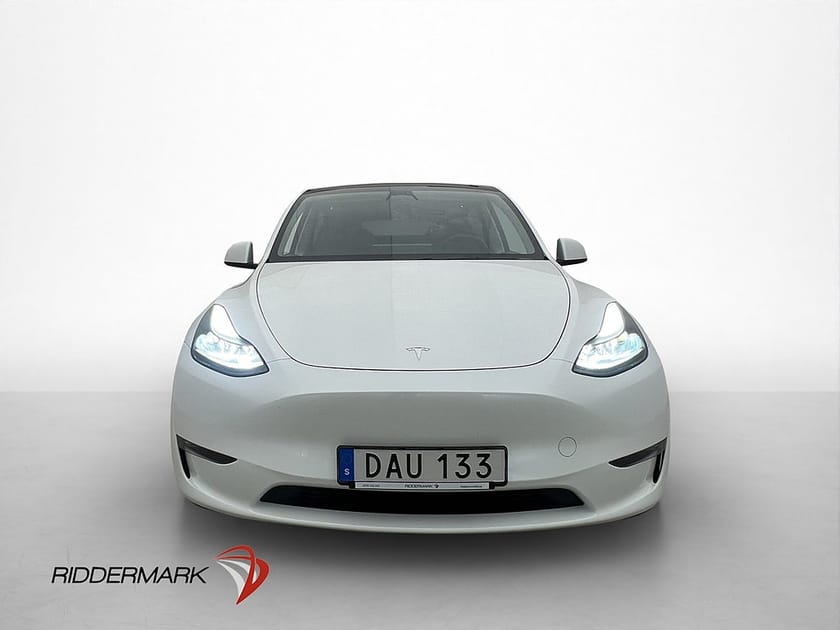 Bild 3 av Tesla Model Y Long Range AWD Dragkrok Svensksåld