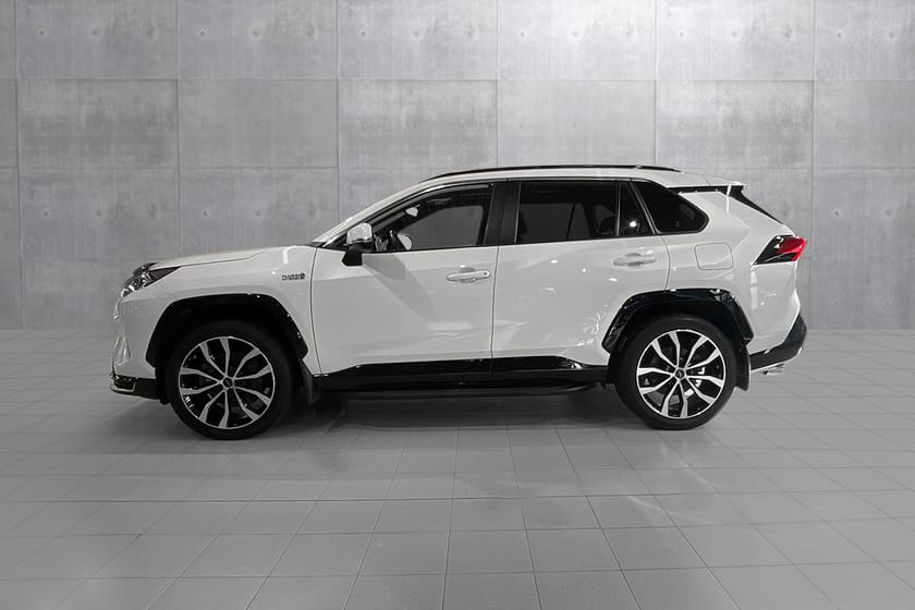 Bilde 2 av Toyota RAV4 Plug-in Hybrid AWD-i Active Tech Panorama, JBL, Stigtrinn og H.feste