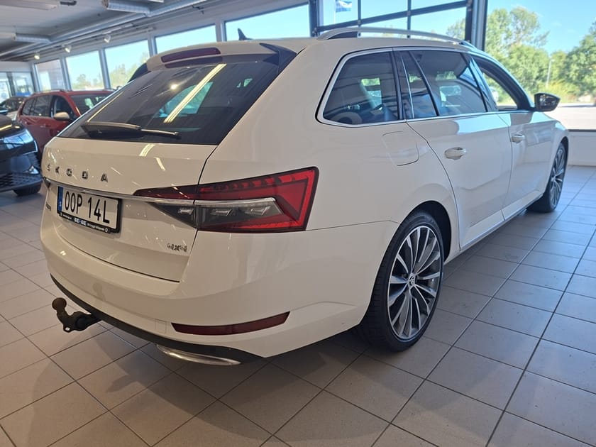 Bild 4 av Škoda Superb Kombi