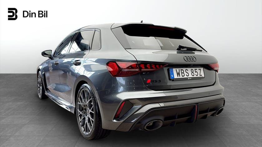 Bild 3 av Audi RS3 Sportback 400 HK S-TRONIC
