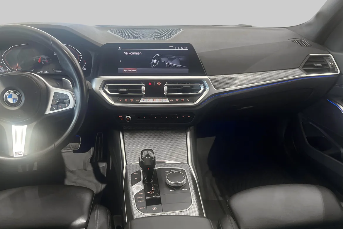 picture of a car