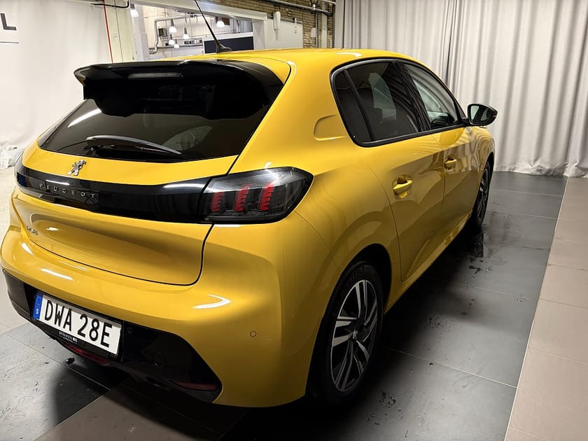Bild 4 av Peugeot 208 ALLURE Pack PureTech 100 AUT8 Inkl. Vinterhjul