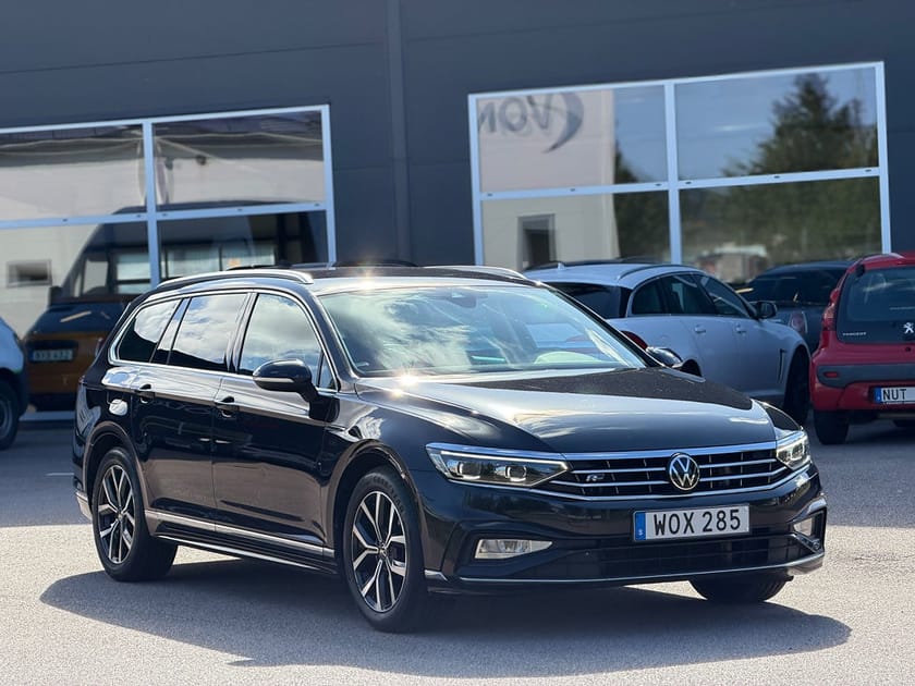 Bild 4 av Volkswagen Passat Sportscombi 2.0 TDI R-line 4M Värmare Drag B-Kamera