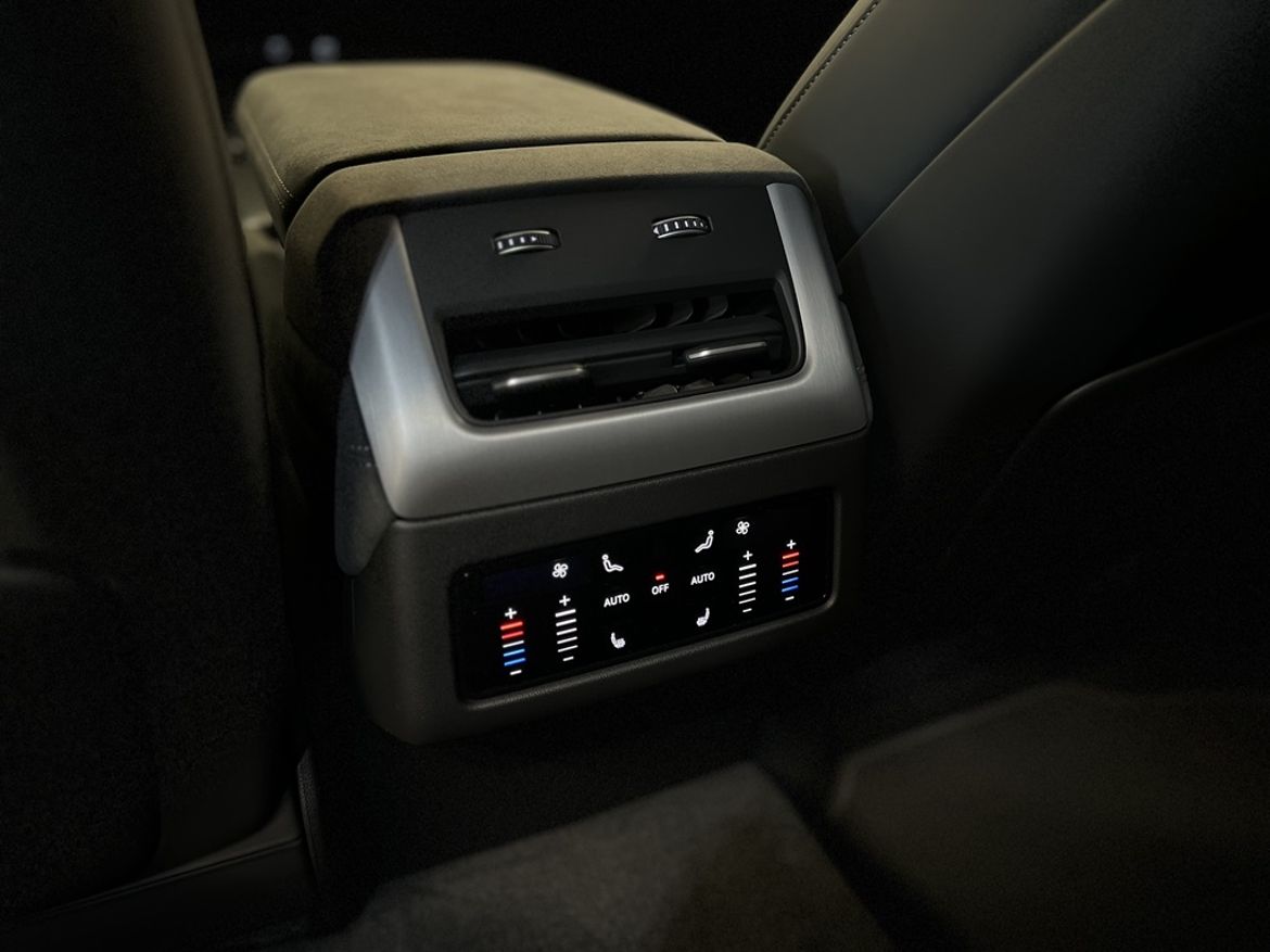 Audi Audi Q7 — bild 11