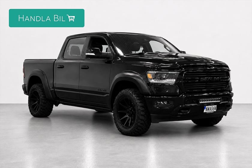 Bild 4 av RAM 1500 Crew Cab 5.7 V8 HEMI 4x4 Laramie Night Pano H/K Luft 395hk MOMS