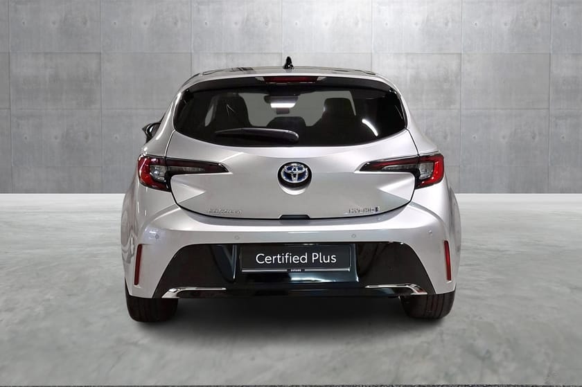 Bilde 4 av Toyota Corolla Hybrid 2.0 VVT-i Executive I Panorama I Lav km