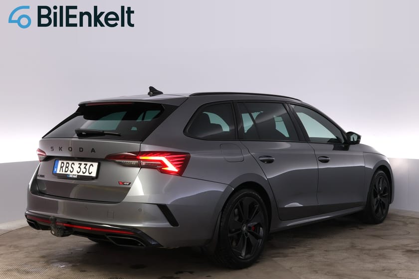 Bild 3 av Škoda Octavia Kombi RS DSG 265hk Kamera Värmare Drag