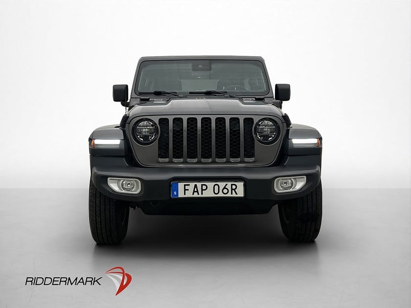 Bild 2 av Jeep Wrangler Unlimited 4xe Sahara Alpine Drag Kamera