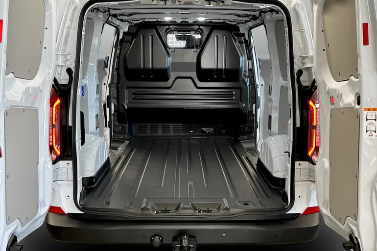 Ford E-Transit Custom 320
