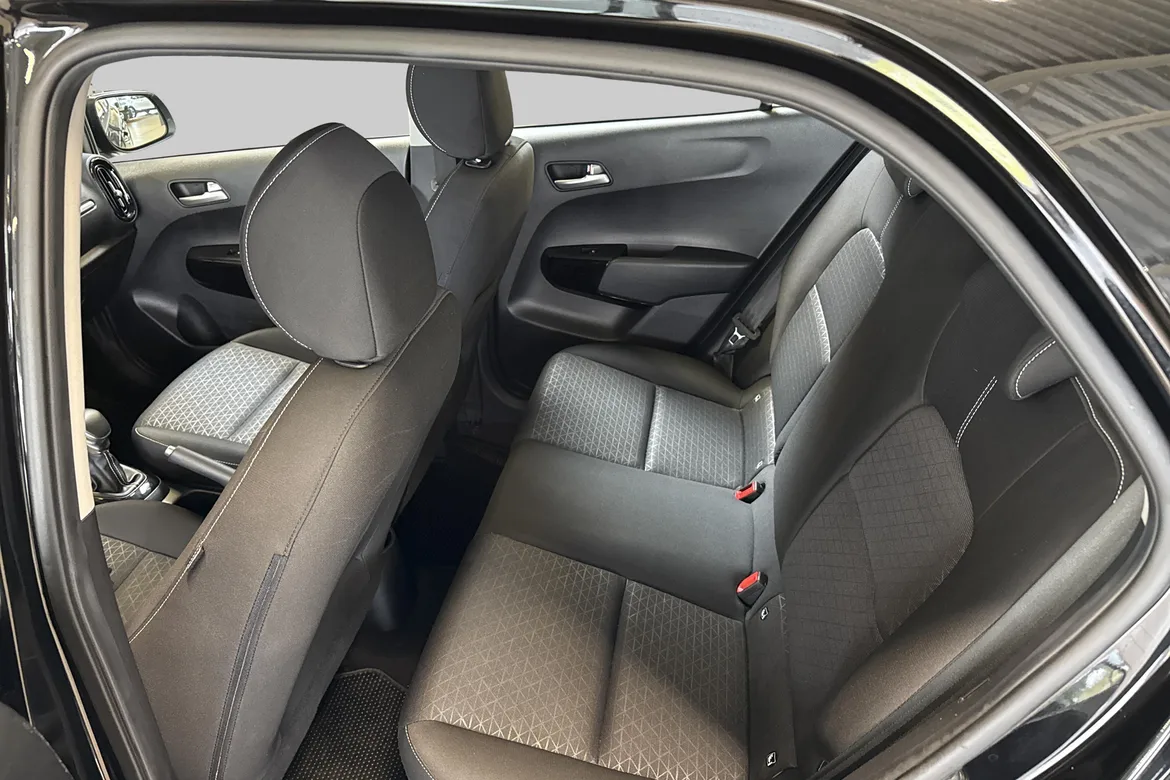 picture of a car