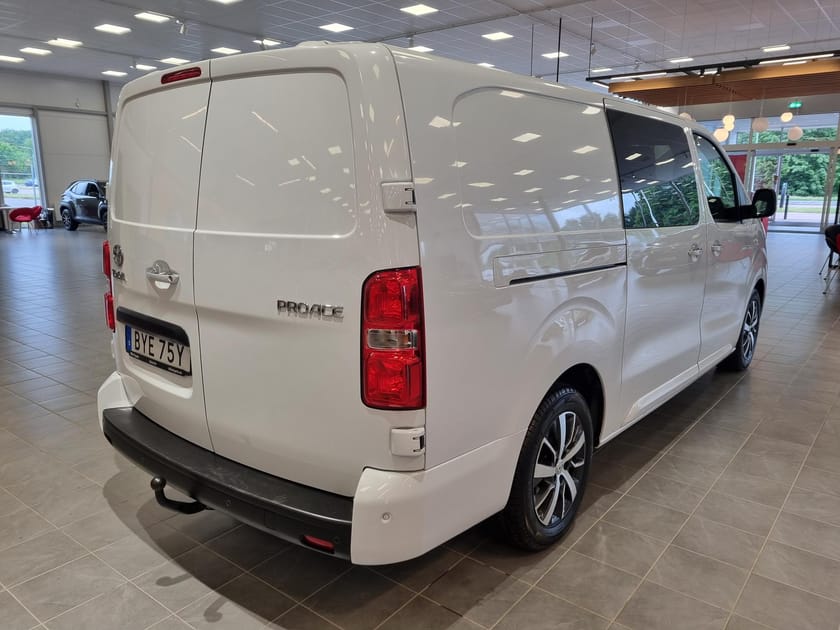 Bild 3 av Toyota Proace Long Dubbelhytt 145hk aut Professional