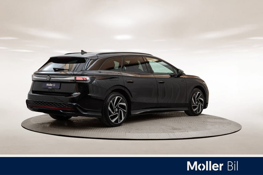 Bilde 5 av Volkswagen ID.7 GTX Tourer