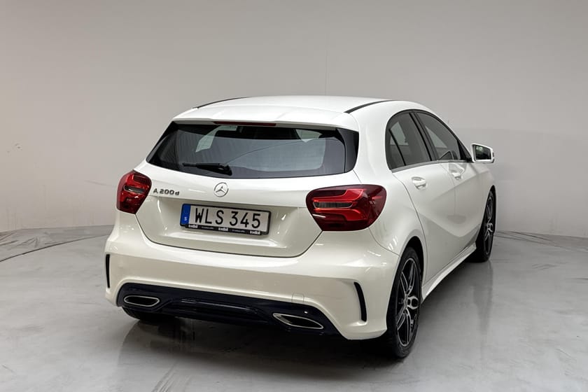 Bild 3 av Mercedes-Benz A 200 d 5dr W176 (136hk) AMG Line Backkamera