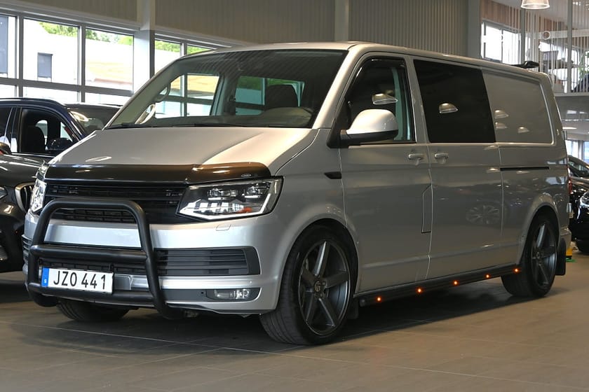 Bild 1 av Volkswagen Transporter TwinCab 2.0 TDI 4Motion Drag Mycket bytt