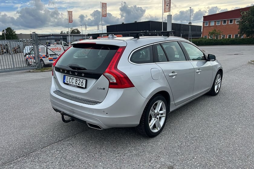 Bild 5 av Volvo V60 D5 Plug-in Hybrid AWD Summum Aut