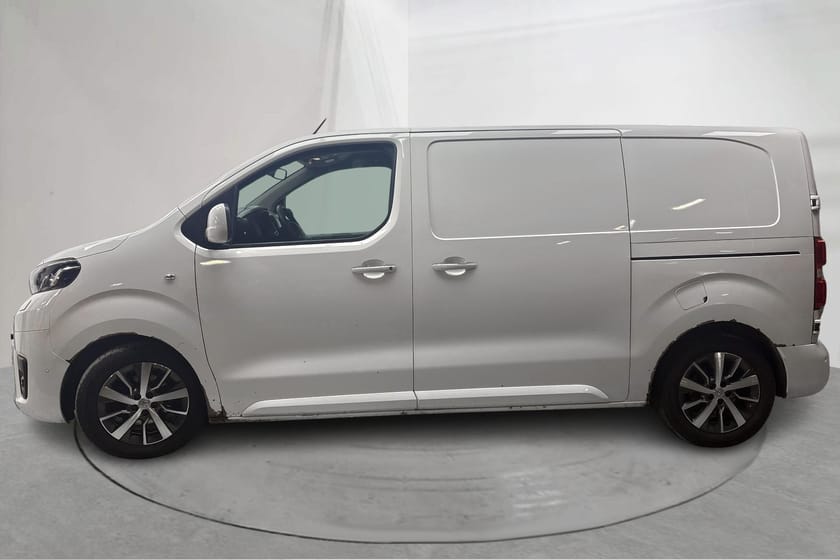 Bild 2 av Toyota Proace 2.0D (177hk)