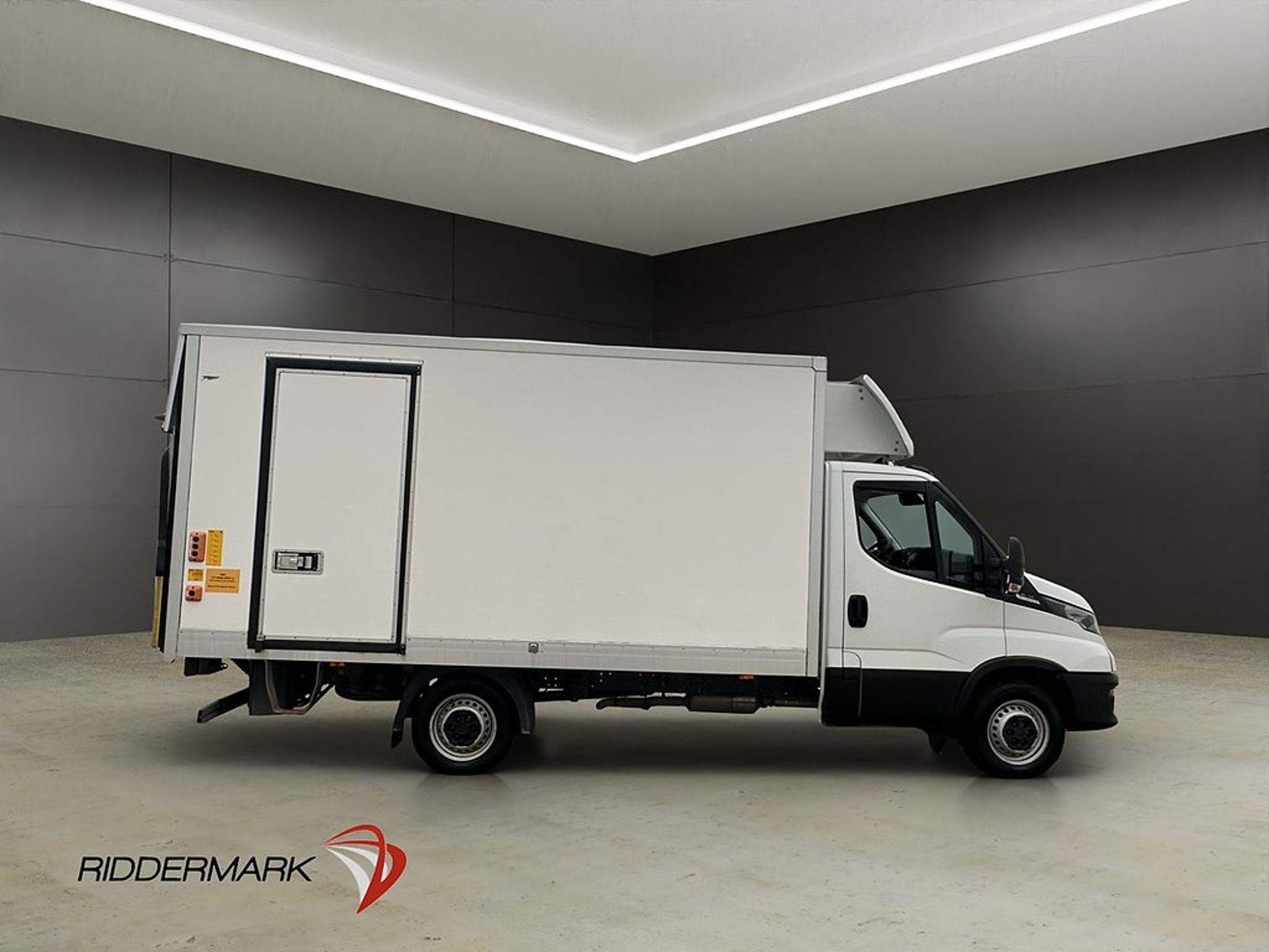 Iveco Daily 35-140 Chassi Cab 2021, bild 2/27