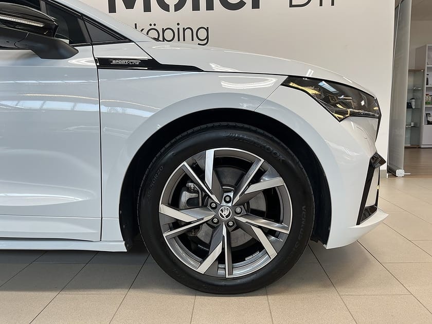 Bild 4 av Škoda Enyaq iV 80x Skoda Sportline 82 kWh 265hk I Nav I BLIS I Värmare
