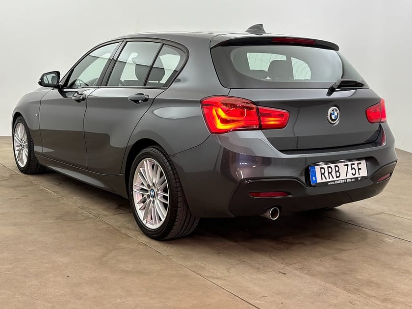 Bild 4 av BMW 118i 5-dörrars 136hk M Sport Skinn
