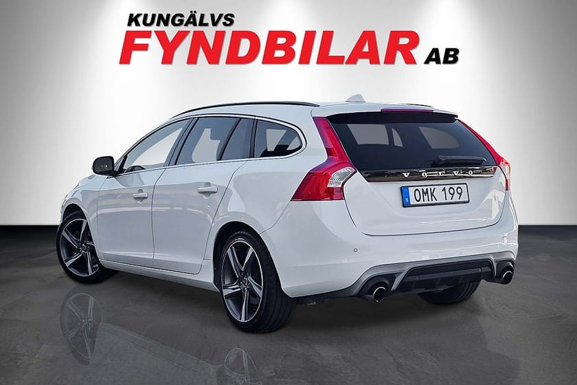 Bild 2 av Volvo V60 T3 R-Design, Aut, Fullservad, Kamrem bytt,
