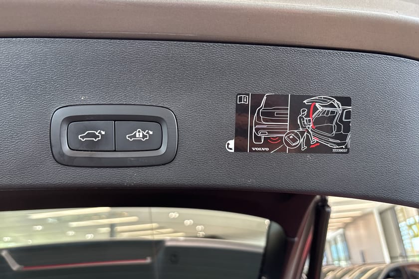 Bild 3 av Volvo XC40 T5 Twin Engine Mom Advanced Edition P-Sensorer