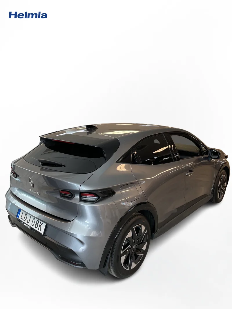 Bild 6 av 9 – Renault Clio TCe 115 techno 5-d