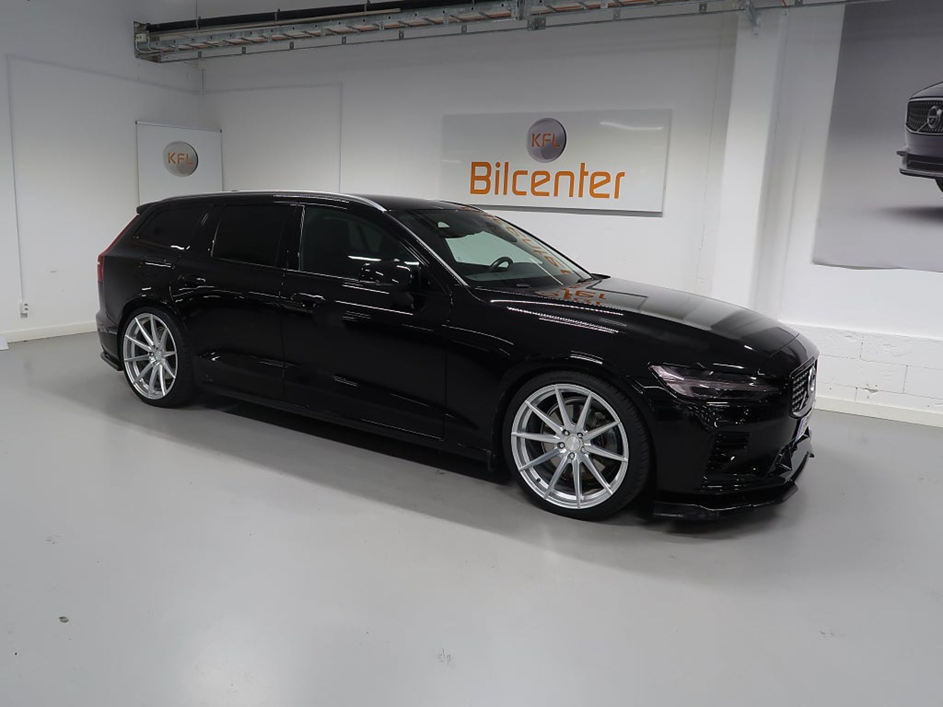 Volvo V60 T6 AWD 2020, bild 2/10