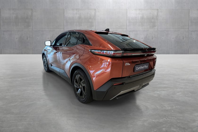 Bilde 3 av Toyota C-HR+ EV 343 hk Active 77 kWh AWD