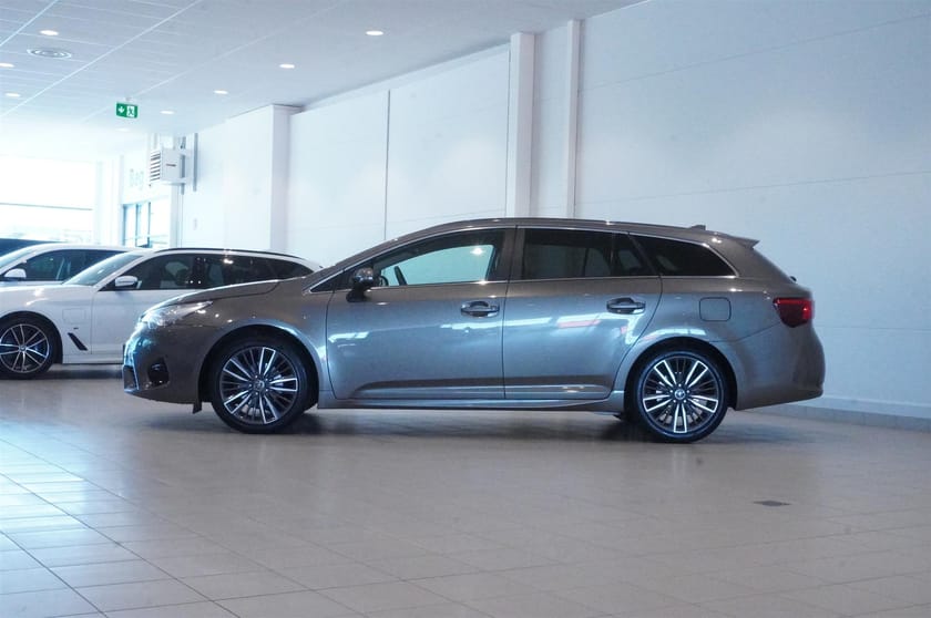 Bild 4 av Toyota Avensis Kombi 1.8 Valvematic 147hk