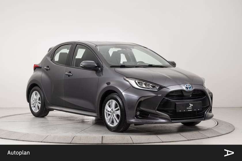 Bilde 1 av Toyota Yaris Hybrid 1,5 Active Tech ACC/Kamera/DAB/BT
