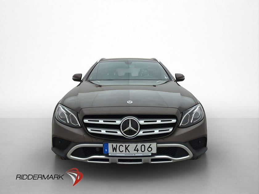 Bild 2 av Mercedes-Benz E 220 d 4MATIC All-Terrain 220d 4M 194hk Avantgarde Kamera Navi Drag