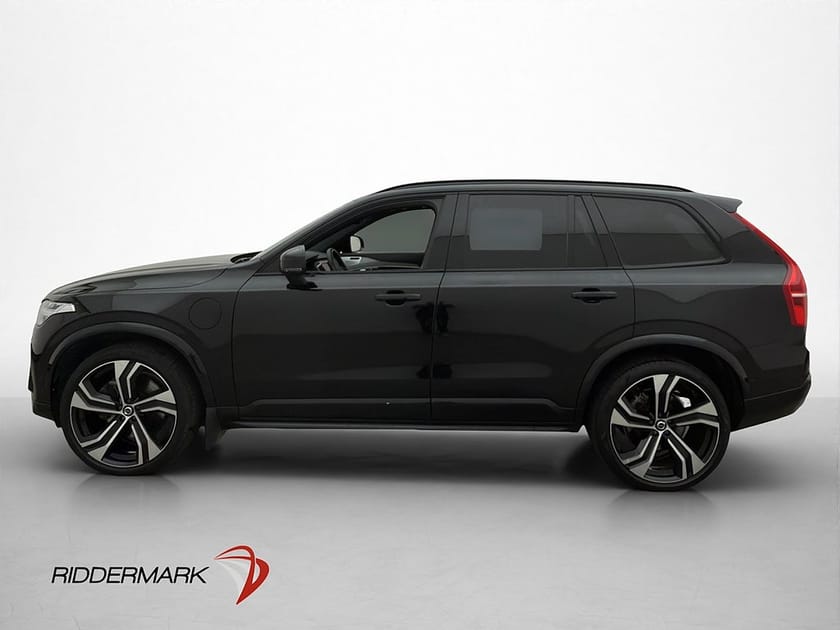 Bild 4 av Volvo XC90 T8 AWD Ultimate Dark 7-sits Pano B&W 360° CarPlay