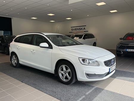 Volvo V60 T3 153hk Aut Classic Edition/Drag/B-värmare /1 Ägare