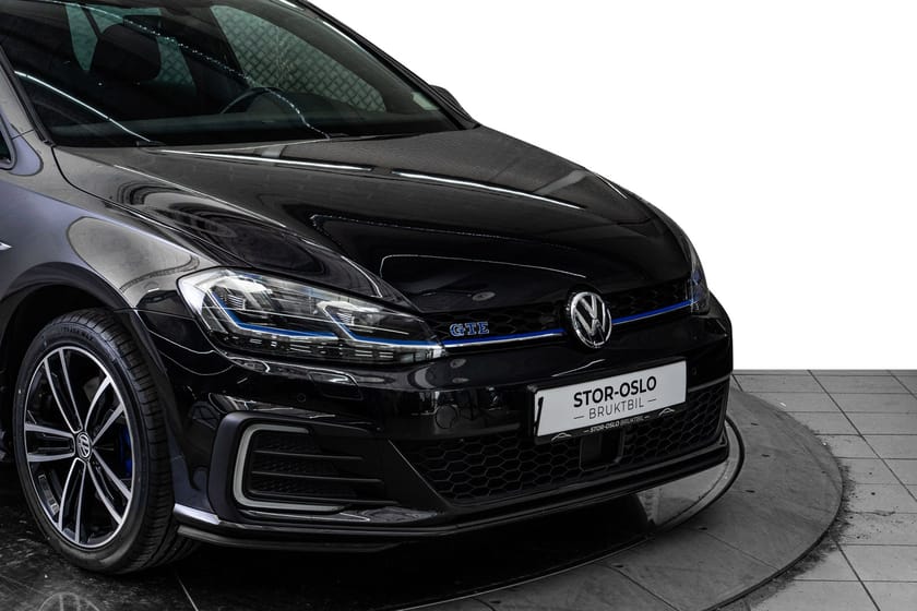 Bilde 2 av Volkswagen Golf GTE 204hk /Navi /DAB /ACC /Ryggekamera /Skinn/ LED