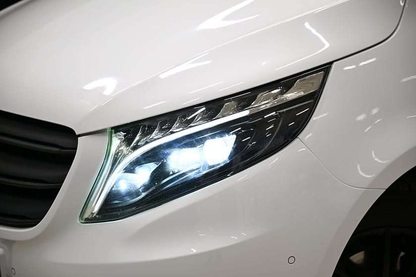 Bild 3 av Mercedes-Benz Vito 116 CDI 2.8t 9G 163HK Automat|Lång|LED|Nedlackad|Inredd|Moms