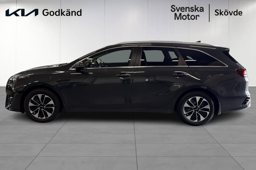 Bild 3 av Kia Ceed Sportswagon Plug-in Hybrid Advance Plus 2022 Sommardäck & vinterdäck – Avtagbar dragkrok