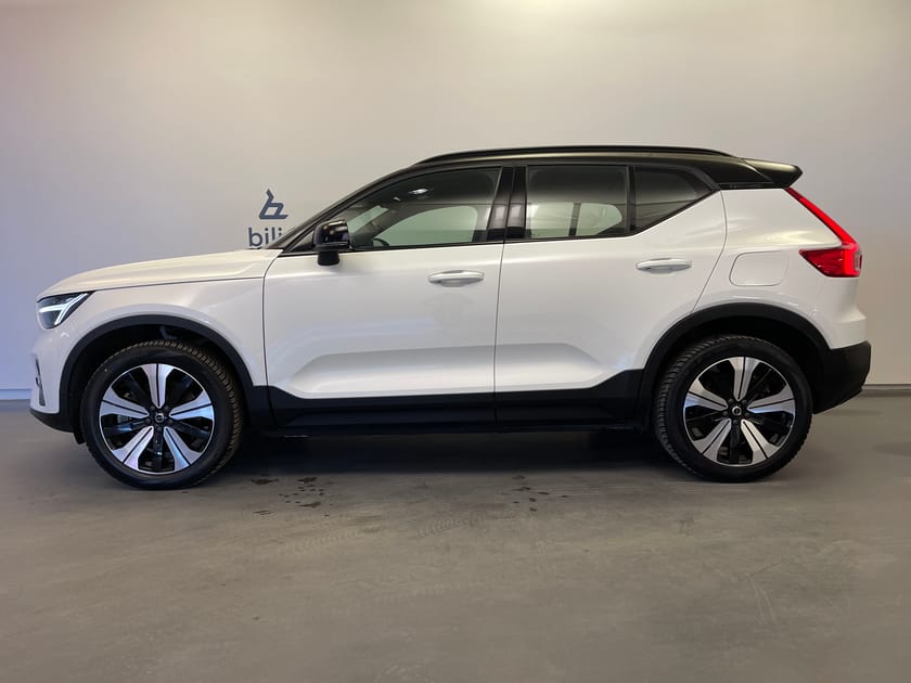 Bild 2 av Volvo XC40 Recharge Single Motor Core / 2.95% Ränta / Dragkrok / Navigation /