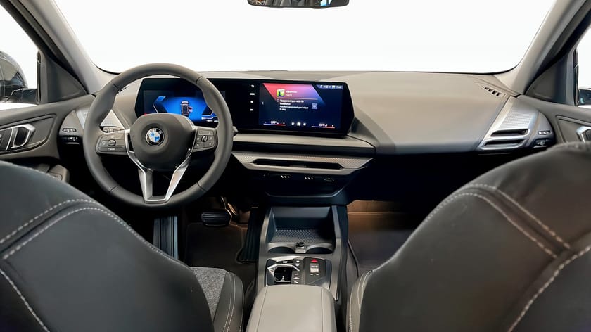 Bild 4 av BMW 120 - Parking Assistant Driving Assistant