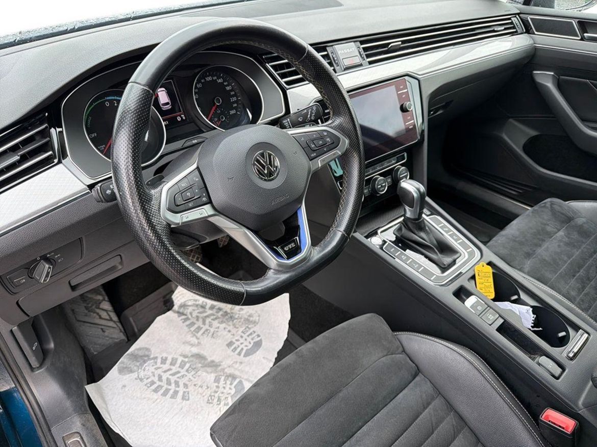 Volkswagen Volkswagen Passat Sportscombi GTE — bild 6