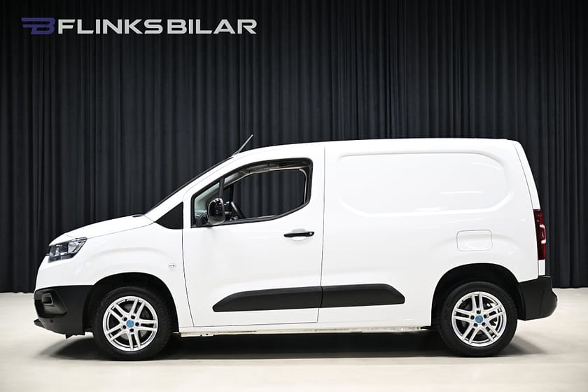 Bild 2 av Toyota ProAce City 1.5D 130HK Automat||Dieselvärmare|Backkamera|Moms