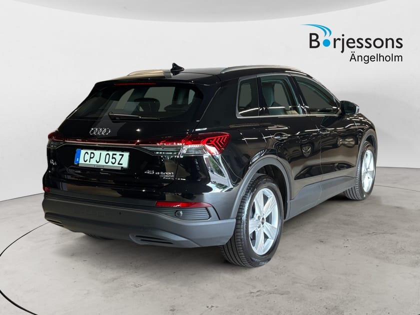 Bild 3 av Audi Q4 45 e-tron quattro PROLINE 286 HK