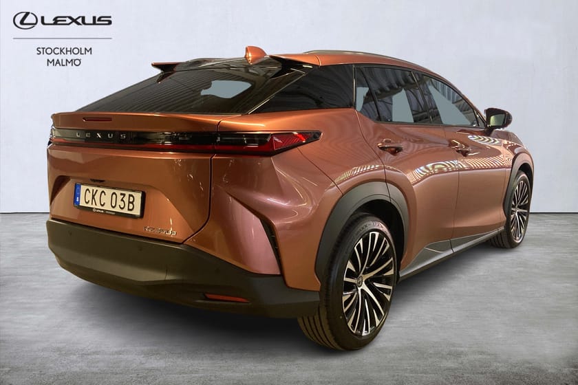 Bild 4 av Lexus RZ 350e Executive Teknikpaket HUD 360-kamera Skinn