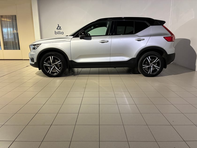 Bild 3 av Volvo XC40 D3 AWD R-Design | Dragkrok | | Panorama |