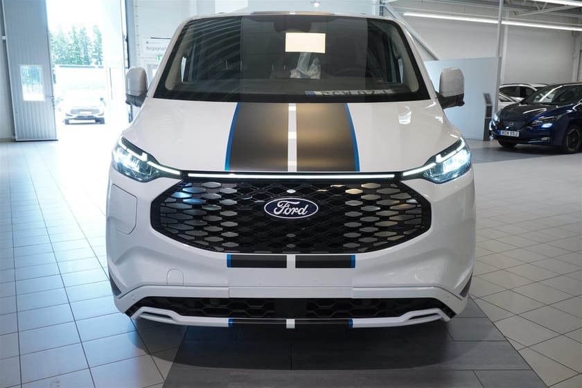 Bild 5 av Ford E-Transit Custom 340 AWD E-Custom Skåp Sport 340l Elmotor 160kw 218hk 1-Växlad El