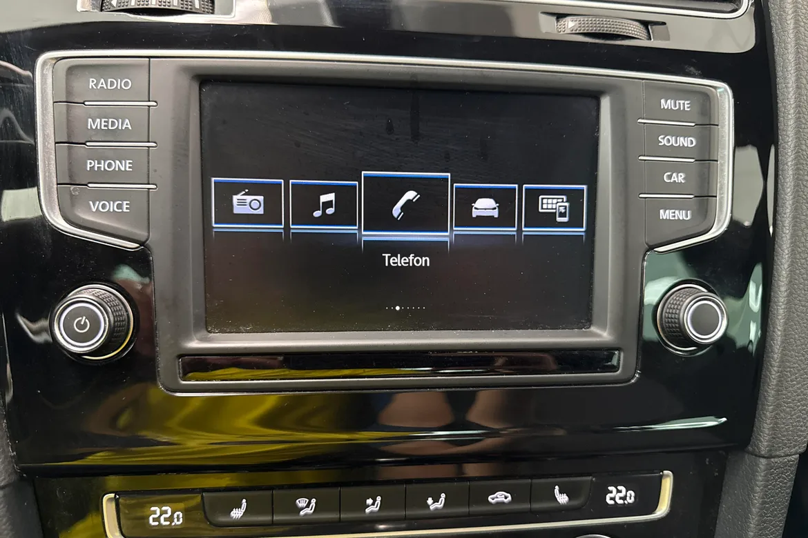 picture of a car
