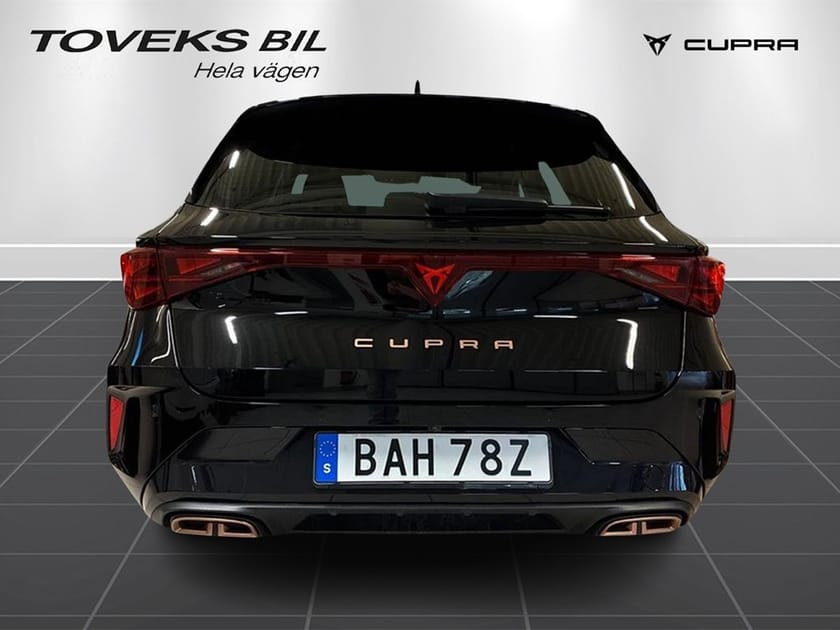 Bild 4 av CUPRA Leon Sportstourer e-Hybrid 1.5 204 DSG (PLUG