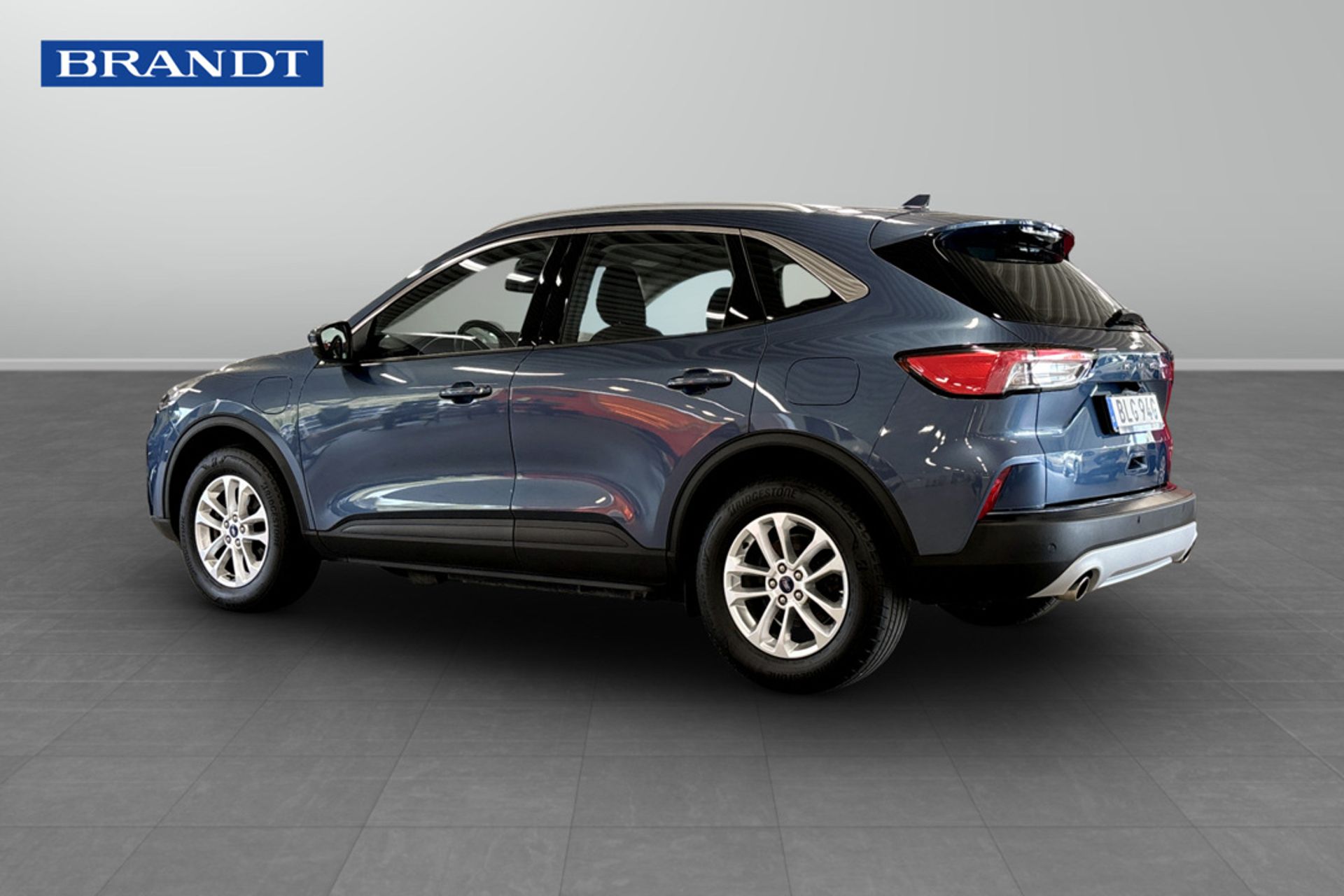 Ford Kuga Plug-In Hybrid 2023, bild 2/9