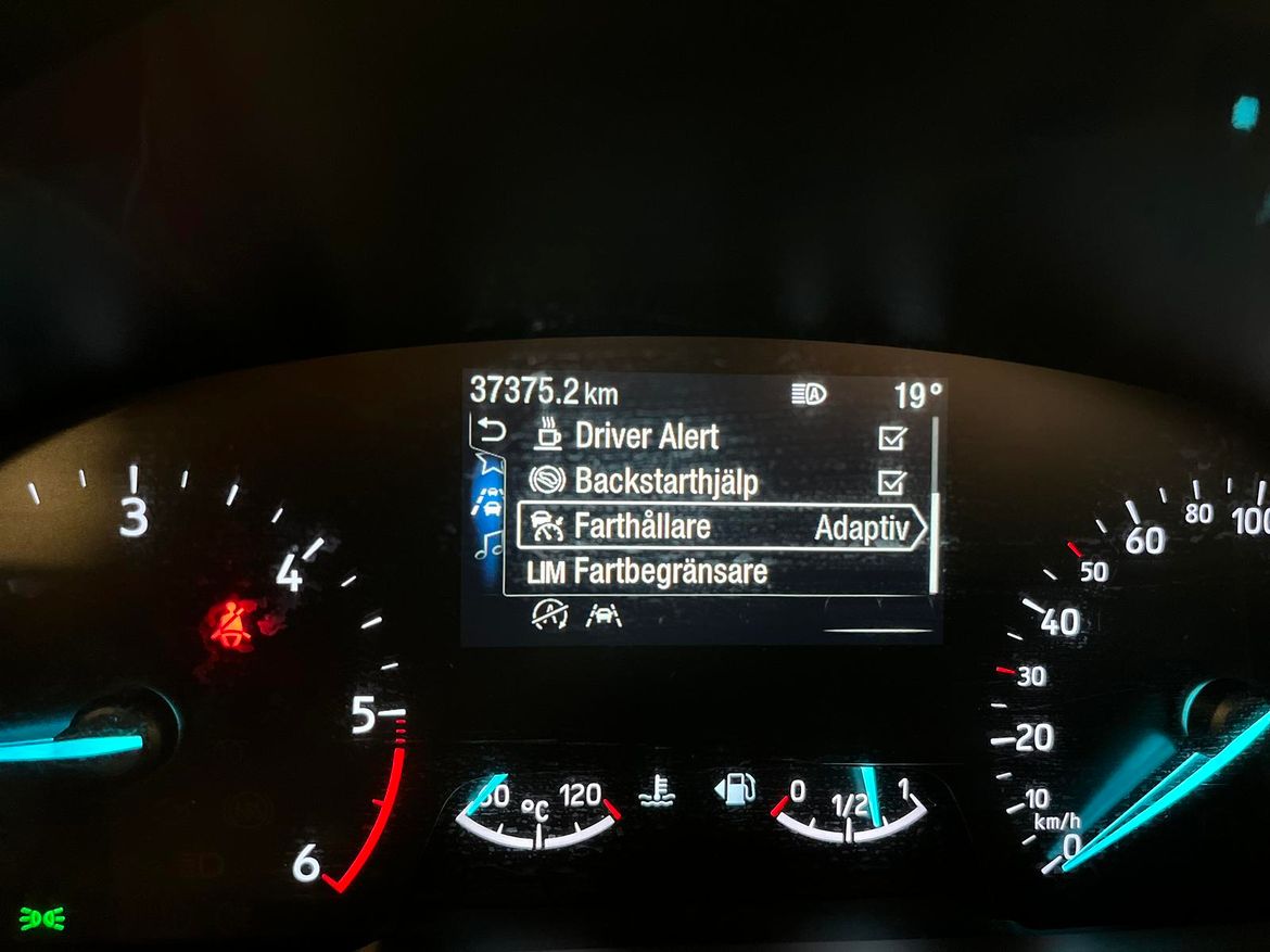 22 / 25